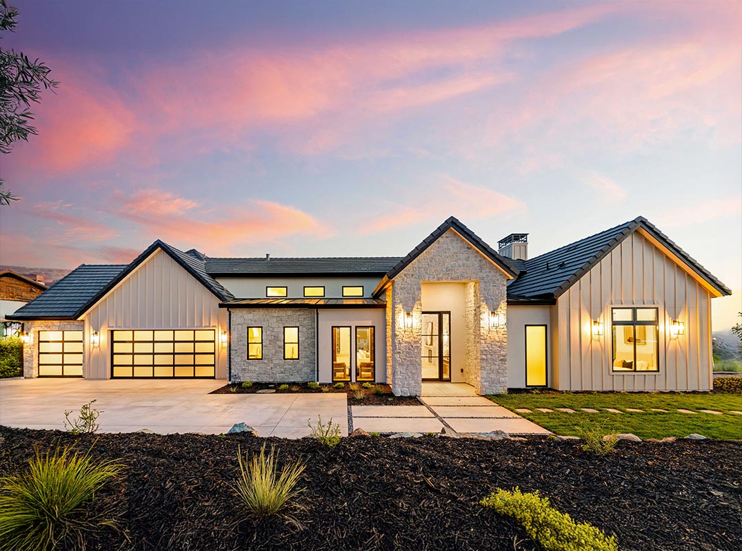 Luxury Custom Home With Lake And City Views